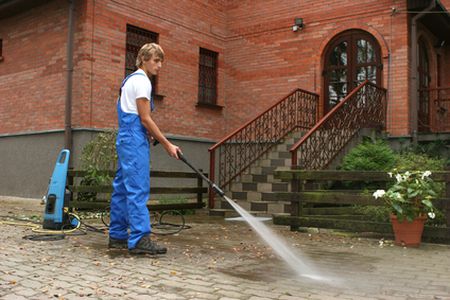 Should You Leave Pressure Washing To The Experts?