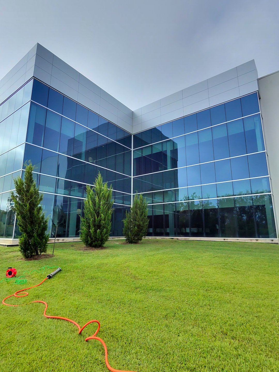 Commercial window cleaning in Port Wentworth,Ga